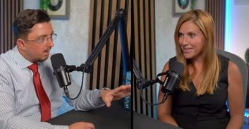 "חובות הם כלא": עורכי-הדין רותם טובול ואיתי דביר בשיחה על שיקום-כלכלי