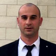 עו"ד טארק נעאמנה