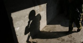 ת"א: שופטת דחתה בקשת קצין קרבי לעכב צו הריסה לתוספת בנייה