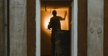 לוד: של"צ לנורמטיבי שהורשע בהחזקת סכין ואיומים על השכן שלו