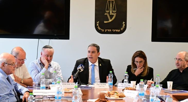 לשכה עורכי דין נגד הדחת יועמשית 