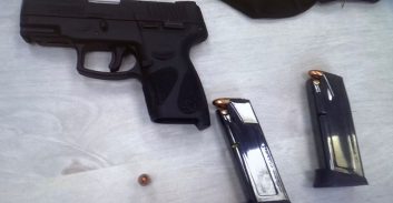 אישום נגד שלושה תושבי מזרח-ירושלים על עסקאות נשק עם סוכן משטרתי