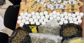 עשרות ק"ג מריחואנה נתפסו בדירה בפ"ת – שניים נעצרו