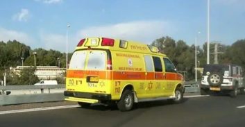 ראשל"צ: שתי נערות קפצו מרב קומות, אחת מתה שנייה נאבקים על חייה