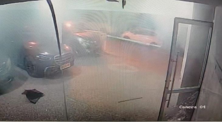 השלכת רימון ארכיון דוברות משטרה