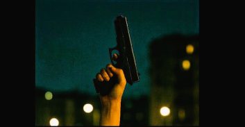 כתב אישום נגד צעירה מלוד שירתה באוויר במהלך קטטה בצומת כפר-קאסם