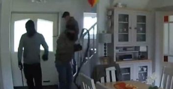 הג'וב בראשון לציון: חמישה נאשמים בהתפרצות לדירה וגניבת שעוני יוקרה וזהב