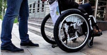 תל-השומר: אח מוסמך משך 24 אלף שקל מחשבונה של מטופלת פסיכיאטרית