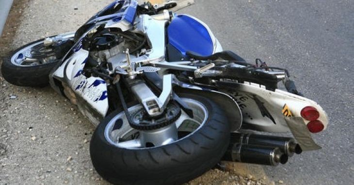 אופנוע עבריין תנועה נמלט משוטר