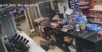 צפו: צעיר נורה למוות במהלך העבודה בבית עסק באום אל פאחם