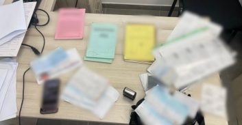 חשד להלבנת-הון: נעצר תושב באקה-אלגרביה עם המחאות על 2.3 מיליון שקל