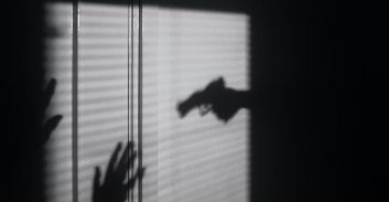 כתב אישום: בני זוג מאורסים מחיפה שדדו בסדרתיות שליחים