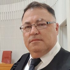 עו"ד יוסי זילברברג