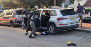 מוכר למשטרה מחריש נורה למוות בחדרה