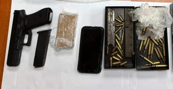 אקדח גלוק ותחמושת נתפסו בפשיטה בדליית אל-כרמל