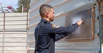 צו סגירה לאתר בנייה של בית פרטי השייך למוכר למשטרה