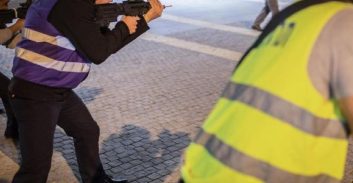 חשד: התחזו למאבטחים כדי להיכנס לחוות קנאביס ולגנוב משלוח