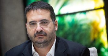 נעצר חשוד באיומים חמורים על בעלי הפועל ת"א בכדורסל, עופר ינאי