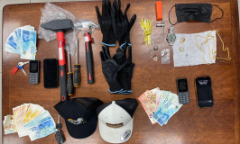 שני מוכרים למשטרה חשודים בהתפרצויות לדירות באזור חולון, בת-ים והשפלה