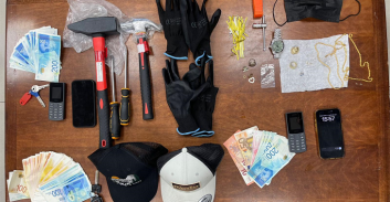 שני מוכרים למשטרה חשודים בהתפרצויות לדירות באזור חולון, בת-ים והשפלה