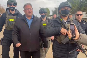 תושבים זרקו אבנים בעת סיור בן גביר בתראבין: "שם עליהם פס"