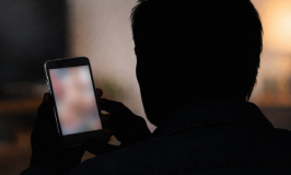 אישום: נקם ב"אקסית" לאחר סיום הקשר ושלח לרב שלה תמונות אינטימיות