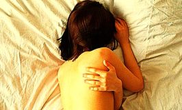  אישום: סימם ואנס צעירה והוליך אותה חצי עירומה מהמלונית עד לבית-החולים