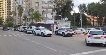 חשד בבת-ים: גבר בן 40 רצח את אמו והתאבד