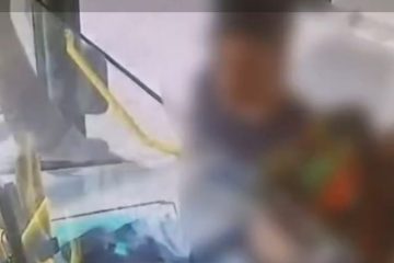 אישום: חבט בבקבוק, פצע נהג אוטובוס בירושלים ושבר את החלון הקדמי