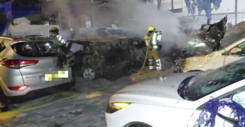 באר טוביה: שני עוצרים בחשד לפיצוץ רימון והצתת רכבים במגרש מכוניות