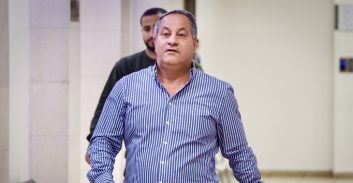 העסקים של עזרא גבאי: רשימת הרשויות וראשי-הוועדים שיאח"ה דורשת הרחקתו מהם