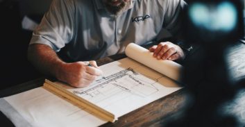 אישום: חברה-קבלנית של צה"ל זייפה דוחות וקיבלה במרמה 700 אלף שקל