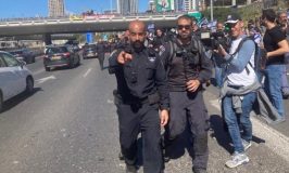 בוטלה הרשעת רפ"ק סויסה: התפרעות המפגינים בקפלן מפחיתה את רשלנות השוטר