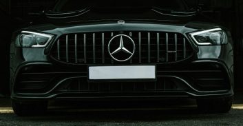 רשות המסים: "השכיר" נוסע ברכבי יוקרה ומחזיק דירות בככר המדינה ובראשל"צ 