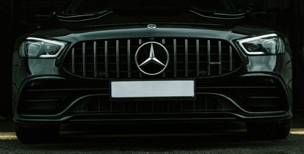 רשות המסים: "השכיר" נוסע ברכבי יוקרה ומחזיק דירות בככר המדינה ובראשל"צ 