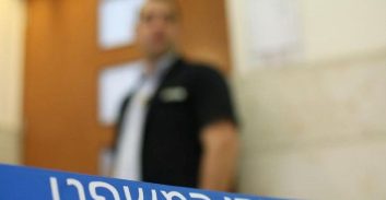 עוכב לחקירה ראש אגף בעיריית אשקלון בחשד שסחט קבלנים