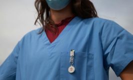 שוחררה האחות מבית החולים השיקומי רעות בת"א, שחשודה בהתעללות בקטין