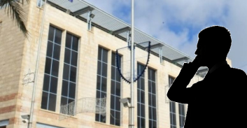 כתב אישום: עוקץ מאורגן של חברות ביטוח באמצעות עובדים מעיריית ירושלים