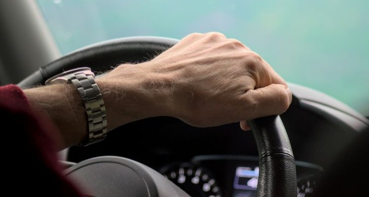 נהיגה רשיונות בדיקות צילום: Anna Storsul on Unsplash