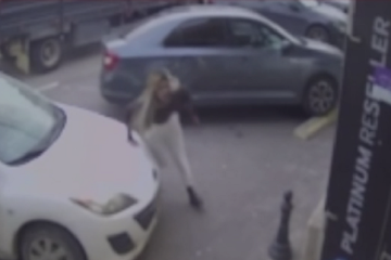 חרף התיעוד: שוחרר חשוד בירי לעבר צעירה בתחנת דלק בטייבה