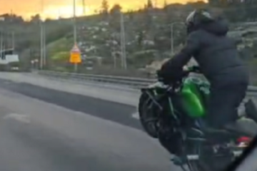 סופו של ה"ווילי": האישומים נגד רוכב אופנוע על הרמת-גלגל ואצבע משולשת