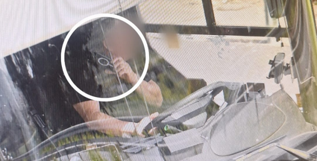 רק 1,000 שקל קנס לנהגי אוטובוס שעשו שימוש בטלפון בזמן נהיגה