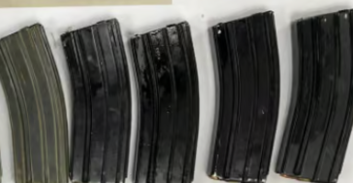 אישום: מוכר למשטרה מכר מחסניות ותחמושת שנגנבו על ידי חיילת