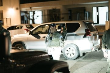 המשטרה: בכירים מארגון הפשיעה דכה נעצרו בחשד לפרוטקשן ועבירות כלכליות