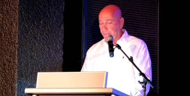תנ"צ אבי נוימן ו"מפלג תשאול", ספר על 40 שנות קריירה