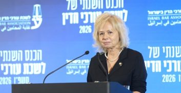 היועמ"שית: "הקואליציה מתקדמת להשתלטות פוליטית על אכיפת החוק"