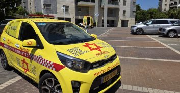 קשיש נדקר למוות ברחובות, בנו נעצר