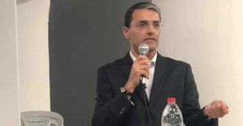 הוועדה לבחירת שופטים התכנסה אחרי שנה, השופט מזרחי מונה למחוזי