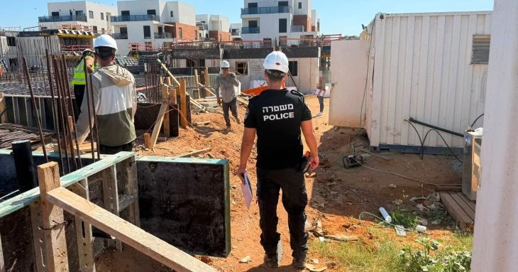 הפסקת עבודה "גרינברג נירים יזמות" צילום דוברות משטרה