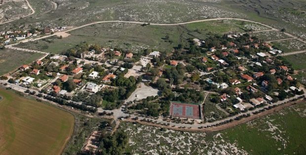 הוועדה לשמירה על קרקע חקלאית דחתה בקשה להקמת בתי-אריזה בכפר רות